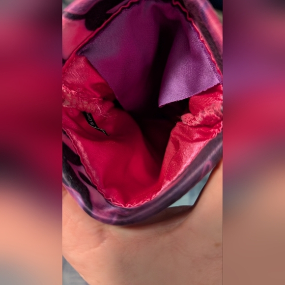 Soft Sunglass Pouch - Extra Large Eyeglasses Holder squeeze top (New) - Picture 3 of 3